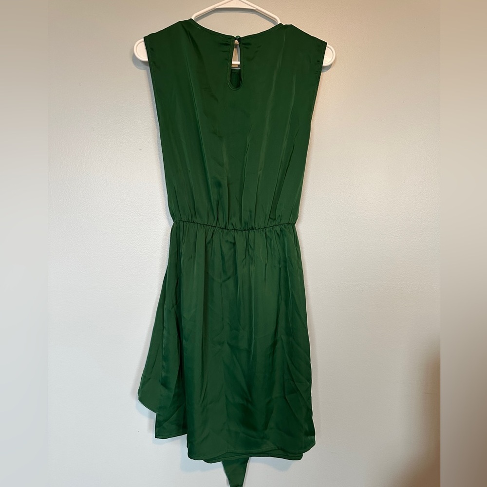 NWT Green Asymmetrical Tie Front Sheath Dress - Picture 2 of 5